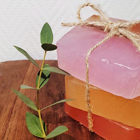 savon à la coupe sur l'île de Ré avec Le Nez Voyageur